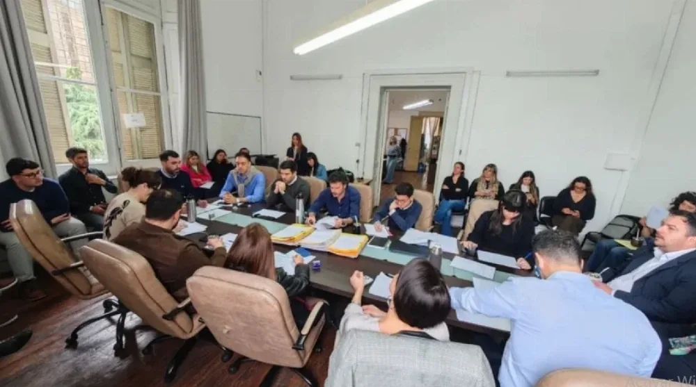INICIATIVA EN EL CONCEJO | Impulsan un sistema de juicio por jurados vecinal para faltas graves en La Plata