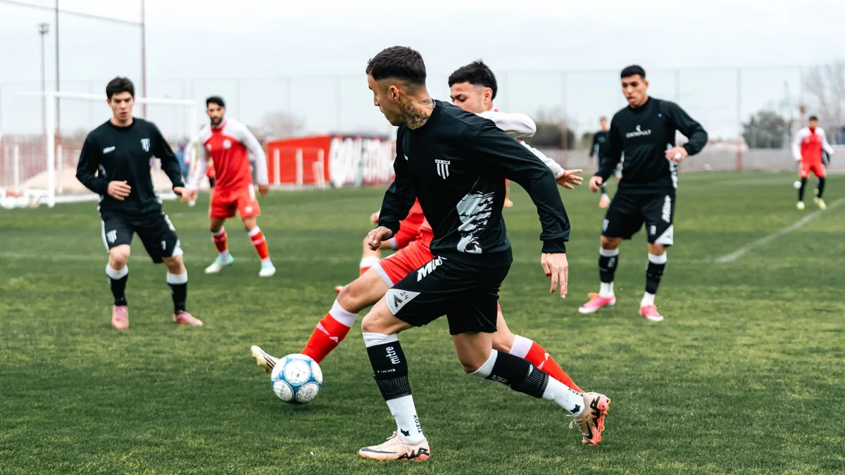 FÚTBOL NACIONAL E INTERNACIONAL | Messi se sumó a la Selección en Ezeiza para una despedida histórica