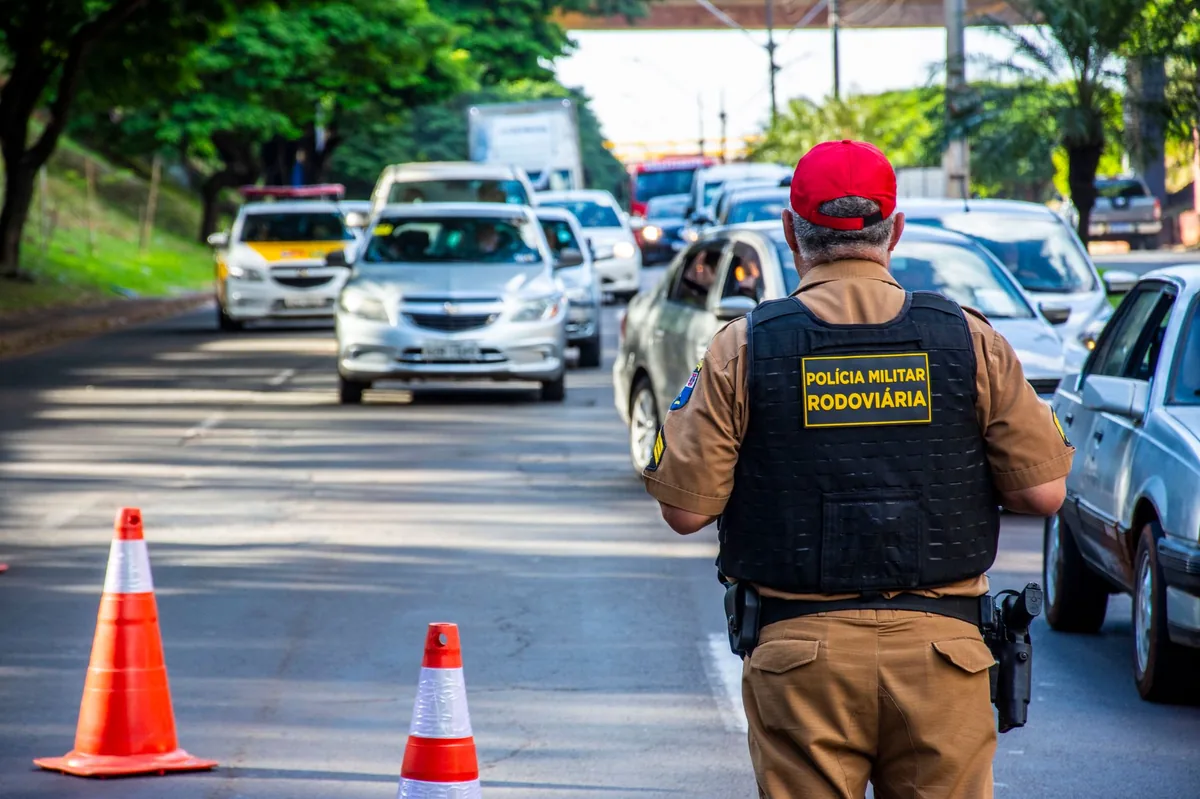 CONTROLES EN ACCESOS | Sancionan a casi dos mil conductores por circular por la banquina en el AMBA
