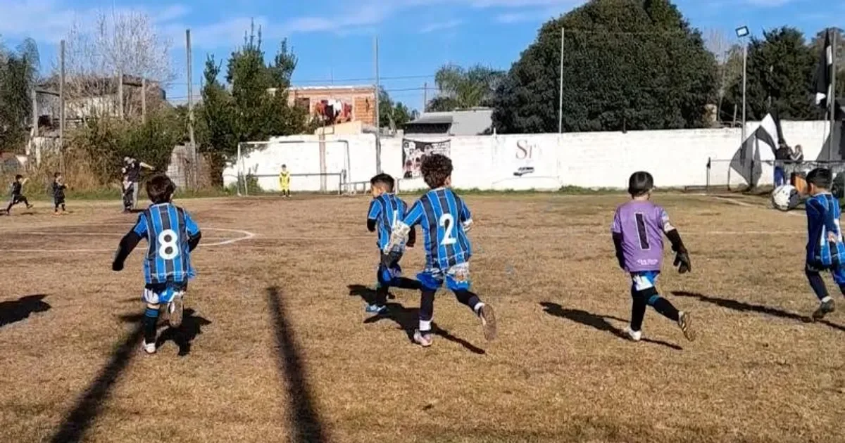 La UNLP lanzó un programa sanitario para clubes de barrio