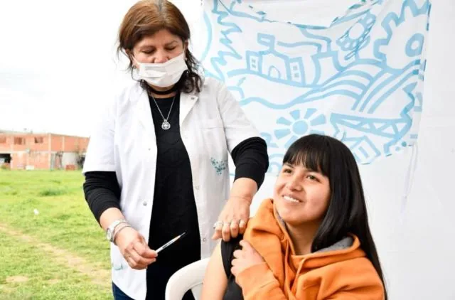 PREVENCIÓN Y ASISTENCIA | La Municipalidad despliega un amplio operativo sanitario por los barrios