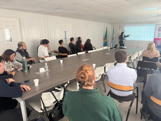 COMPETITIVIDAD PRODUCTIVA | Impulsan capacitaciones para pymes en inteligencia artificial y ciberseguridad
