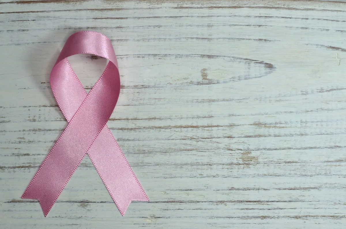 SALUD Y CONCIENCIA | Una marea rosada copó Villa Lugano por la prevención del cáncer de mama