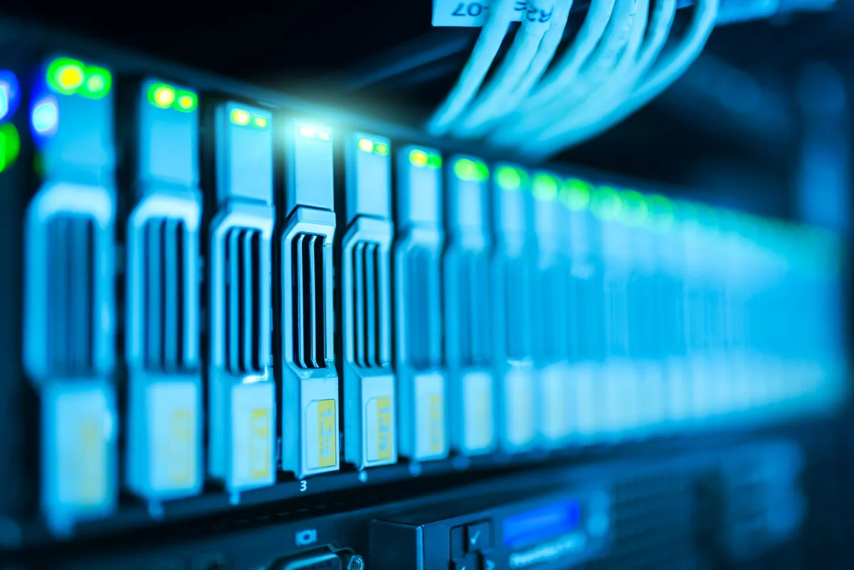 TENDENCIAS TECNOLÓGICAS | El costo de no actualizarse: por qué la IA reescribe la estrategia digital