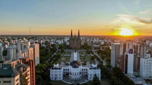 CRONOGRAMA COMUNAL | Cómo funcionarán los servicios municipales en La Plata durante el feriado