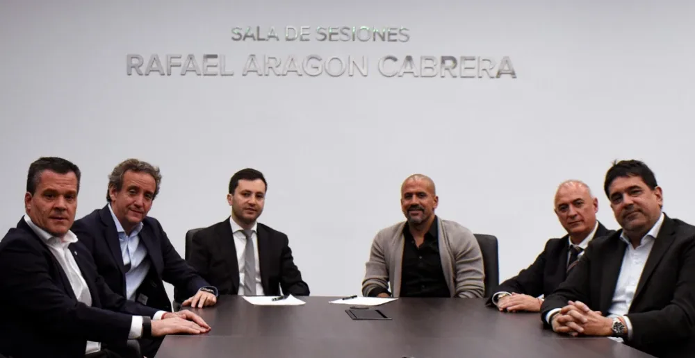 Cumbre secreta entre Verón y Di Carlo: el mapa político de la AFA
