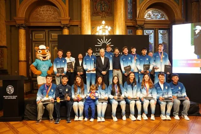 DISTINCIÓN MUNICIPAL | El Municipio reconoció a los deportistas locales que brillaron en los Juegos Suramericanos
