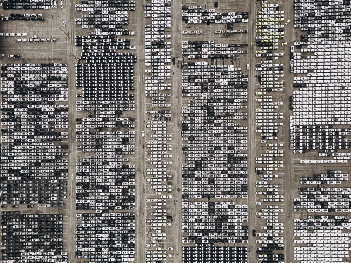 CRISIS EN LA INDUSTRIA AUTOMOTRIZ | Stellantis amenaza con cerrar plantas de Fiat y Peugeot en el país