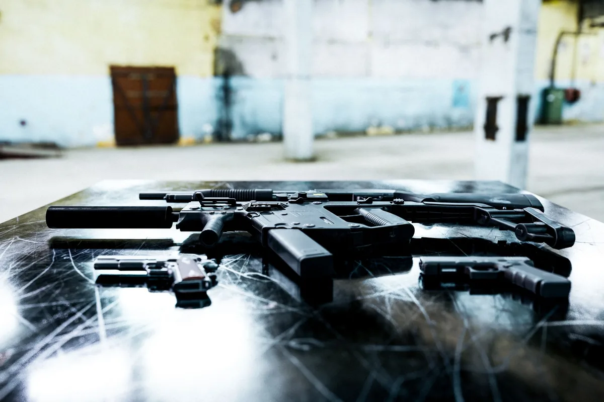 Secuestran un arsenal con más de 3 mil balas en una casa de La Plata