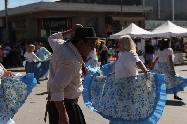 Lisandro Olmos celebra sus 115 años con una gran fiesta popular