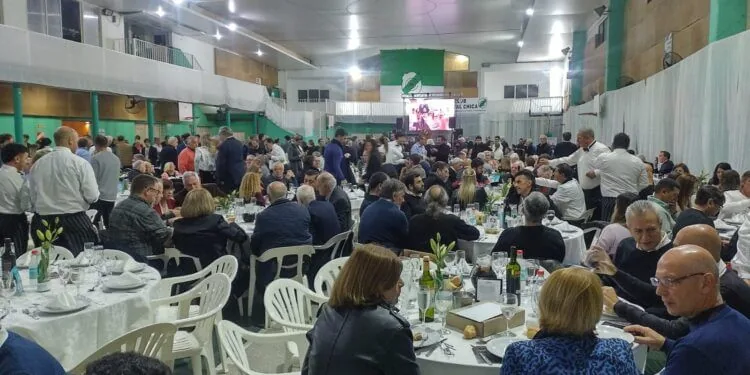 ANIVERSARIO EN LOS HORNOS | El histórico club Capital Chica celebra sus 90 años con una gran fiesta